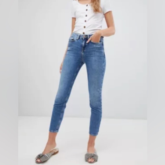 Vintage Discontinued Relaxed Skinny Jeans US 0 | ASOS - Picture 1 of 4